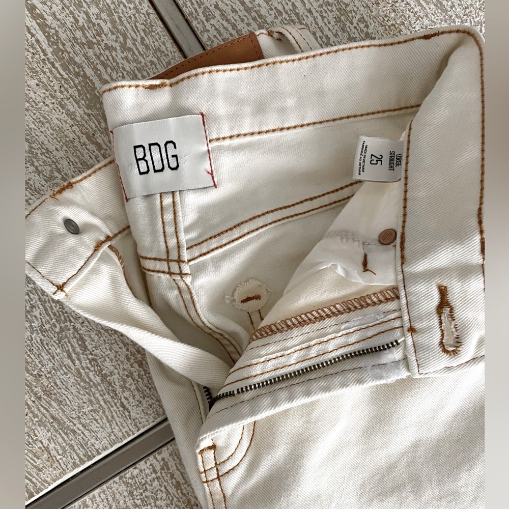 Urban Outfitters BDG- Loose Straight fit- Low rise